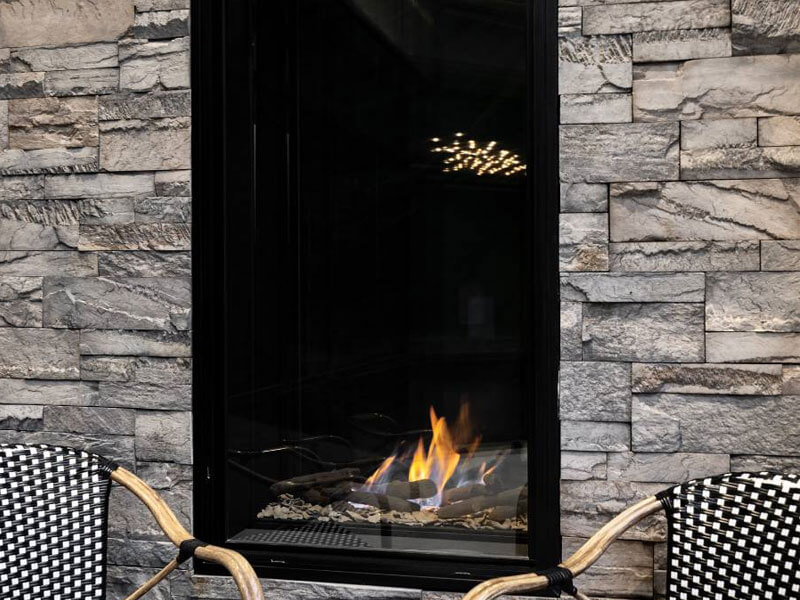 Indoor-Outdoor 31H